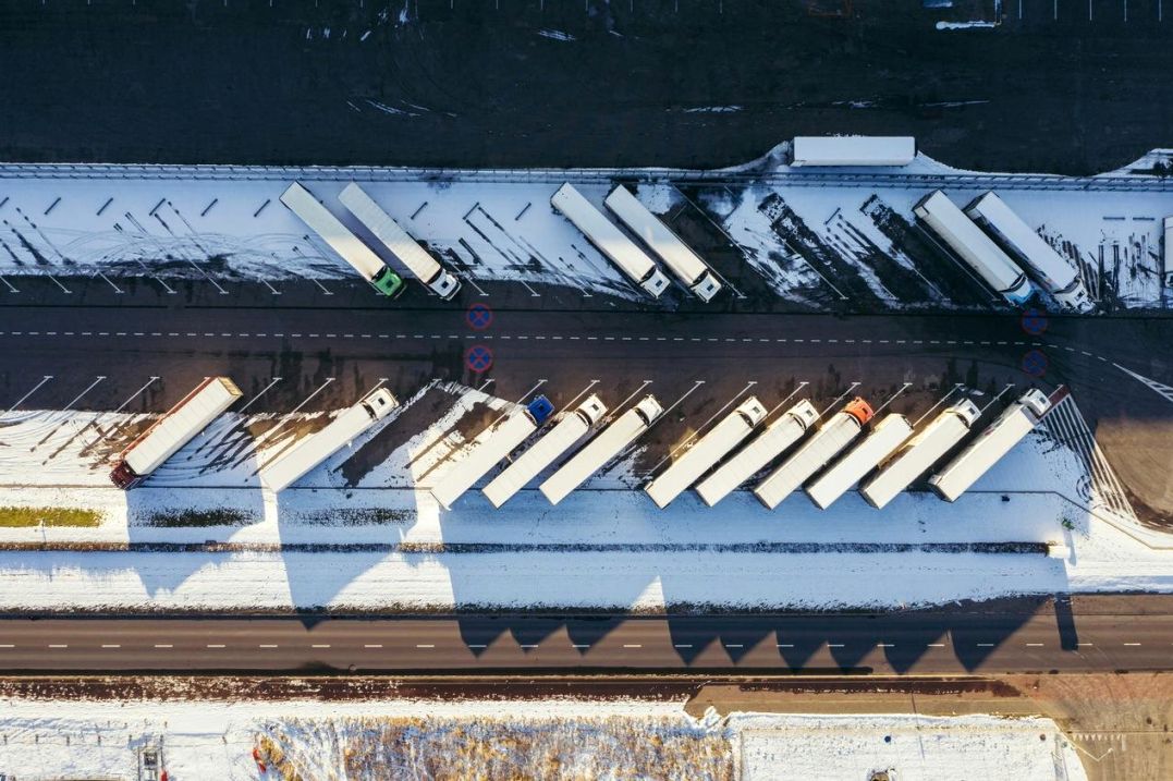 Freight loading at port
